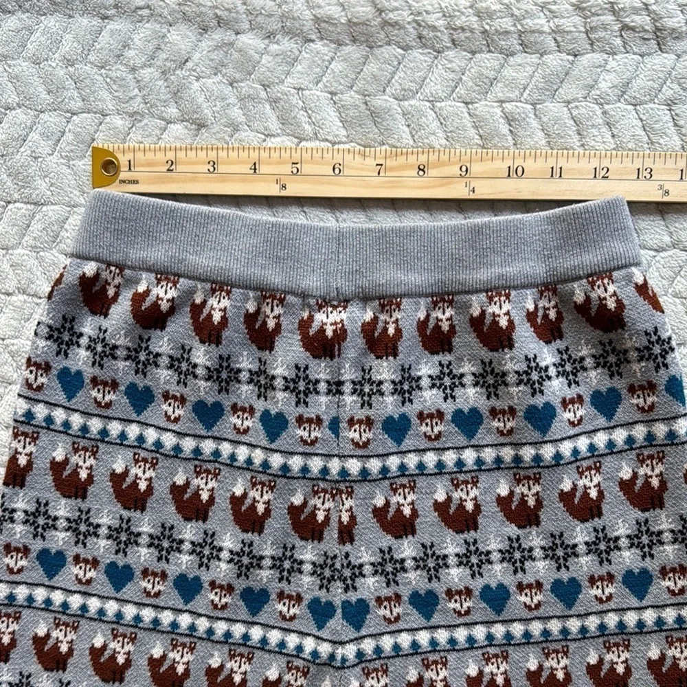 Unique Vintage Grey Foxes Pajama Pants Size 10/12